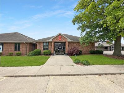 801 Broadway Ave, Mattoon, イリノイ 61938, アメリカ合衆国