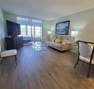 6071 Nw 61st Ave , 207, Tamarac, Florida 33319, USA