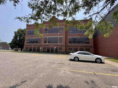 208 S Johnson Street, Macomb, Illinois 61455, Estados Unidos