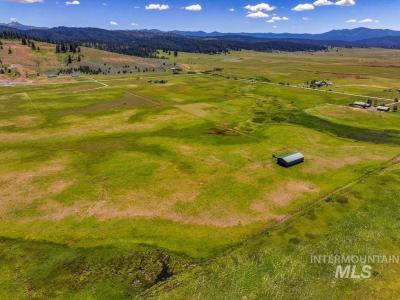 13239 & 12231 Finlandia, Donnelly, Idaho 83615, USA