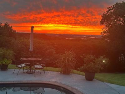 1819 W Belt Line Road, Cedar Hill, Texas 75104