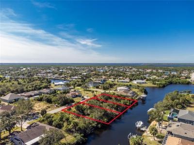 17324, 17332, 17340 Gulfspray Circle, Port Charlotte, Florida 33948, USA