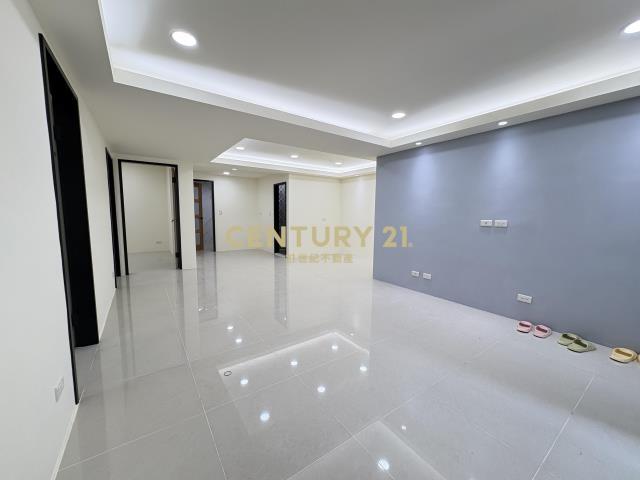 民族六街, Xizhi Dist., 신 베이시 221, 대만