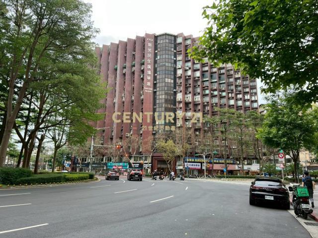 民生東路五段, Songshan Dist., Taipeh 105, Taiwan