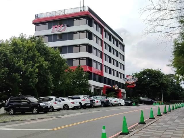 六分路, Waipu Dist., Taichung 438, Taiwan