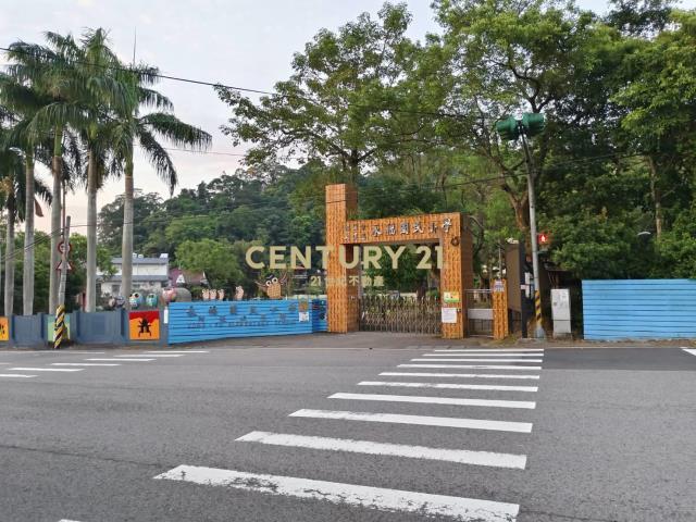 烏塗窟, 大溪區, Taoyuan 335, Taiwán