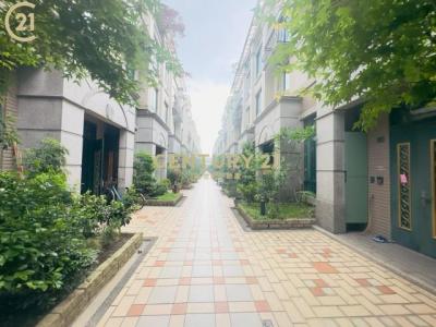 新樹路, Xinzhuang Dist., New Taipei City 242, Taiwan