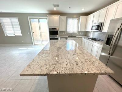 903 Bayberry Ridge Street, Henderson, Невада 89052, Соединенные Штаты