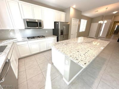 903 Bayberry Ridge Street, Henderson, Невада 89052, Соединенные Штаты