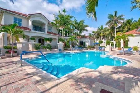 2221 Tuscany Way, Boynton Beach, פלורידה 33435, ארצות הברית של אמריקה 