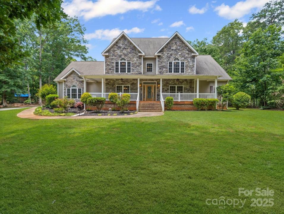 217 Blossom Hill Road, Lincolnton, North Carolina 28092