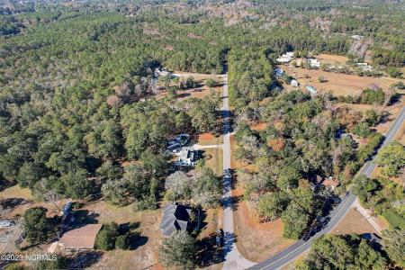 4048 Pintail Avenue, Shallotte, North Carolina 28470, USA