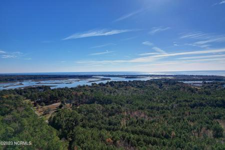 4048 Pintail Avenue, Shallotte, North Carolina 28470, USA