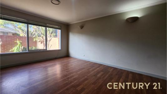 2a Sunnyside Avenue, Dandenong, VIC 3175, Australia