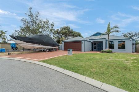 30 Rupara Circle, Quinns Rocks, WA 6030, Australia