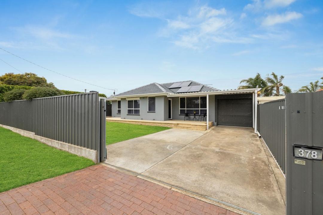 378 Beach Road, Hackham West, SA 5163, Australia