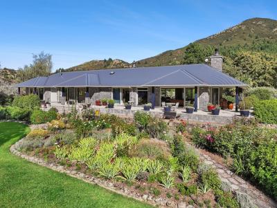 1025 Lake Hawea-Albert Town, Lake Hawea, Queenstown-Lakes District 9382, New Zealand