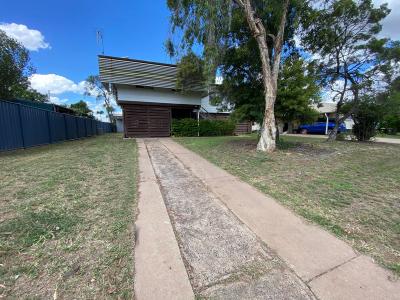 10 Barraclough Crescent, Moranbah, QLD 4744, Australia
