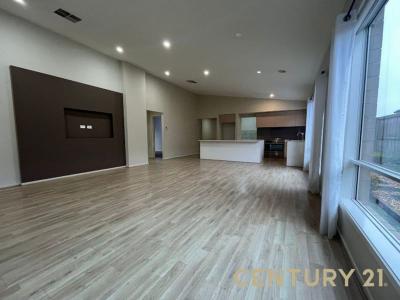 24 Curved Trunk Road, Officer, VIC 3809, Austrália