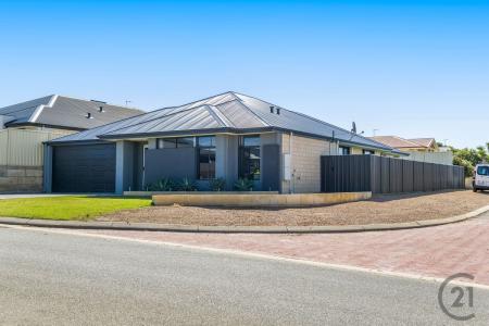 27 Wittenoom Turn, Dawesville, WA 6211, Australia