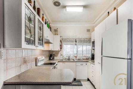 100 Sackville Street, Fairfield, NSW 2165, Australia