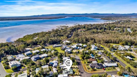 18 Sweetlip Circle, Tin Can Bay, QLD 4580, Australia