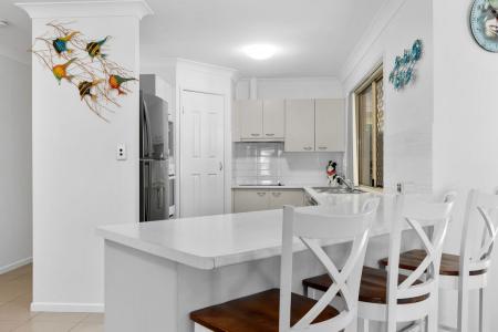 18 Sweetlip Circle, Tin Can Bay, QLD 4580, Австралия