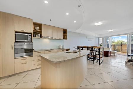 205/14 Aerodrome Road, Maroochydore, QLD 4558, Australia