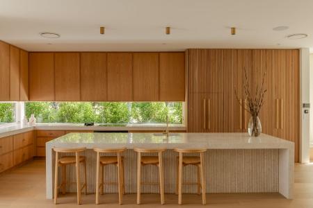 155 Lake Weyba Drive, Noosaville, QLD 4566, Australia