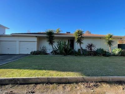 1 Christie Avenue, Christies Beach, SA 5165, Australia