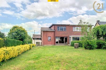 Rue du Président John Fitzgerald Kennedy 61, Aiseau, Belgien