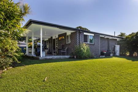 4 Slater Street, Oakhurst, QLD 4650, Australia