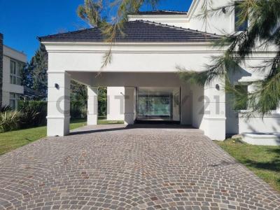 Lorenzo Cresmani 4640, Esteban Echeverría, GBA Sur 1842, 阿根廷