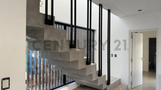 barrio cerrado grand bell , La Plata, GBA Sur 1896, Argentina