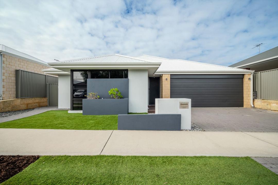 33 Fulvous Loop, Eglinton, WA 6034, Austrália