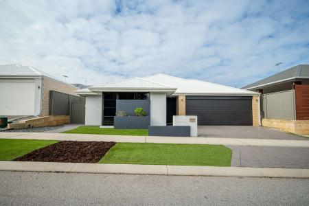 33 Fulvous Loop, Eglinton, WA 6034, Austrália
