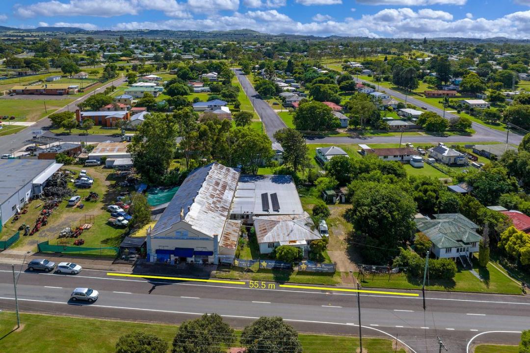 44 and 46 Lamb Street, Murgon, QLD 4605, Австралия