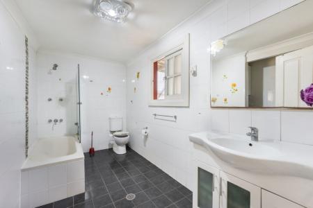 53 Sackville Street, Fairfield Heights, NSW 2165, Australia