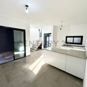 LEANDO N ALEM 250, San Vicente, GBA Sur 1865, Argentina