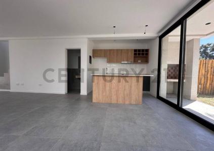 Jose champagnat 10 , Esteban Echeverría, GBA Sur 1801, Argentina