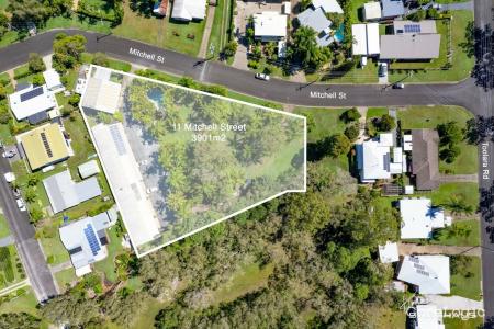 11 Mitchell Street, Tin Can Bay, QLD 4580, Australia