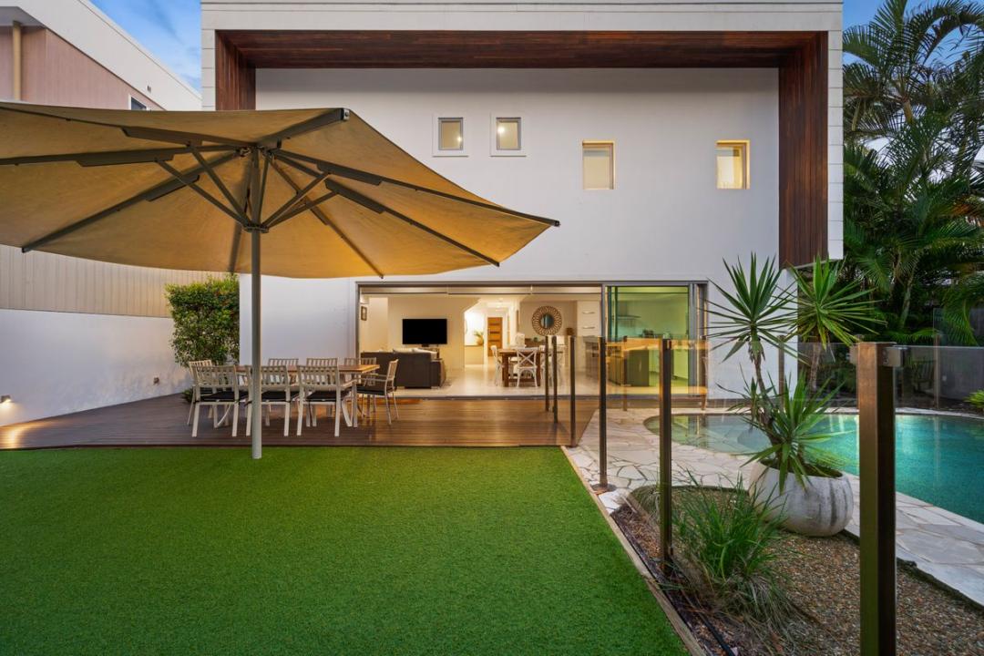 9 Depper Street, Sunshine Beach, QLD 4567, Australia