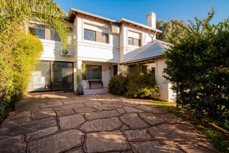 De Los Robles , Rosario, Santa Fe 2000, Argentina