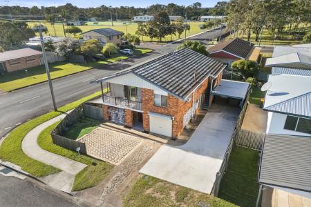 17 Bell Street, Maryborough, QLD 4650, Australia