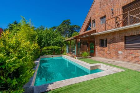 Daniela 416, General Pueyrredón, Buenos Aires (fuera de GBA) 7600, Argentina