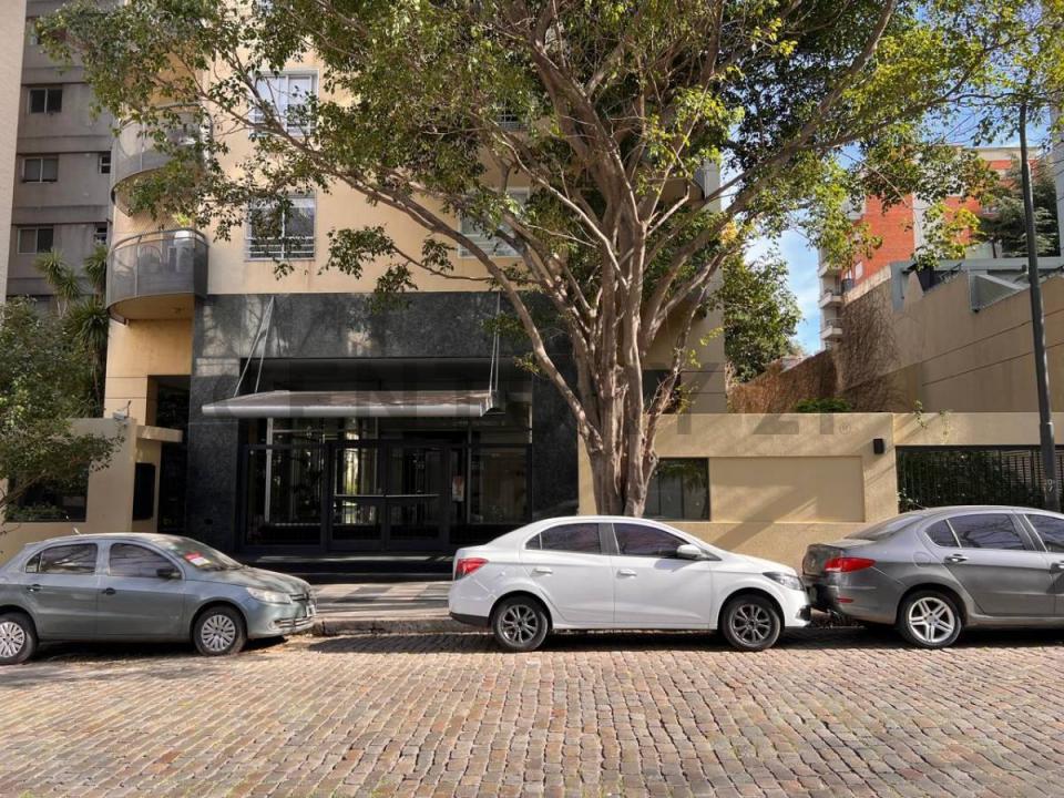 Thompson 733, Caballito, Capital Federal 1424, Argentina