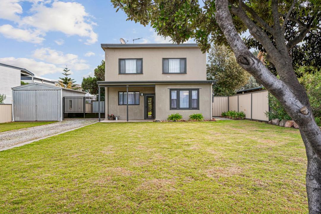 38 Coolangatta Drive, Aldinga Beach, SA 5173, Australia