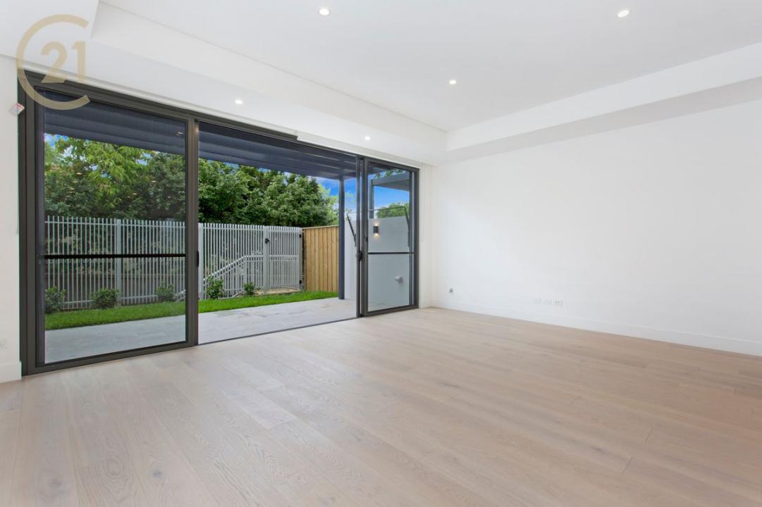 11/5-7 Eulbertie Avenue, Warrawee, NSW 2074, Australia