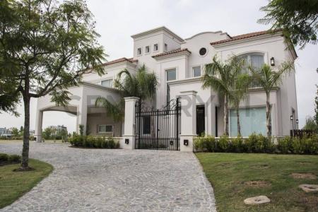 La Cumbre 100, Tigre, GBA Norte 00001, Argentina