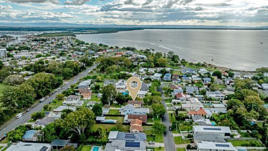 17 Brennan Road, Scarborough, QLD 4020, Australia